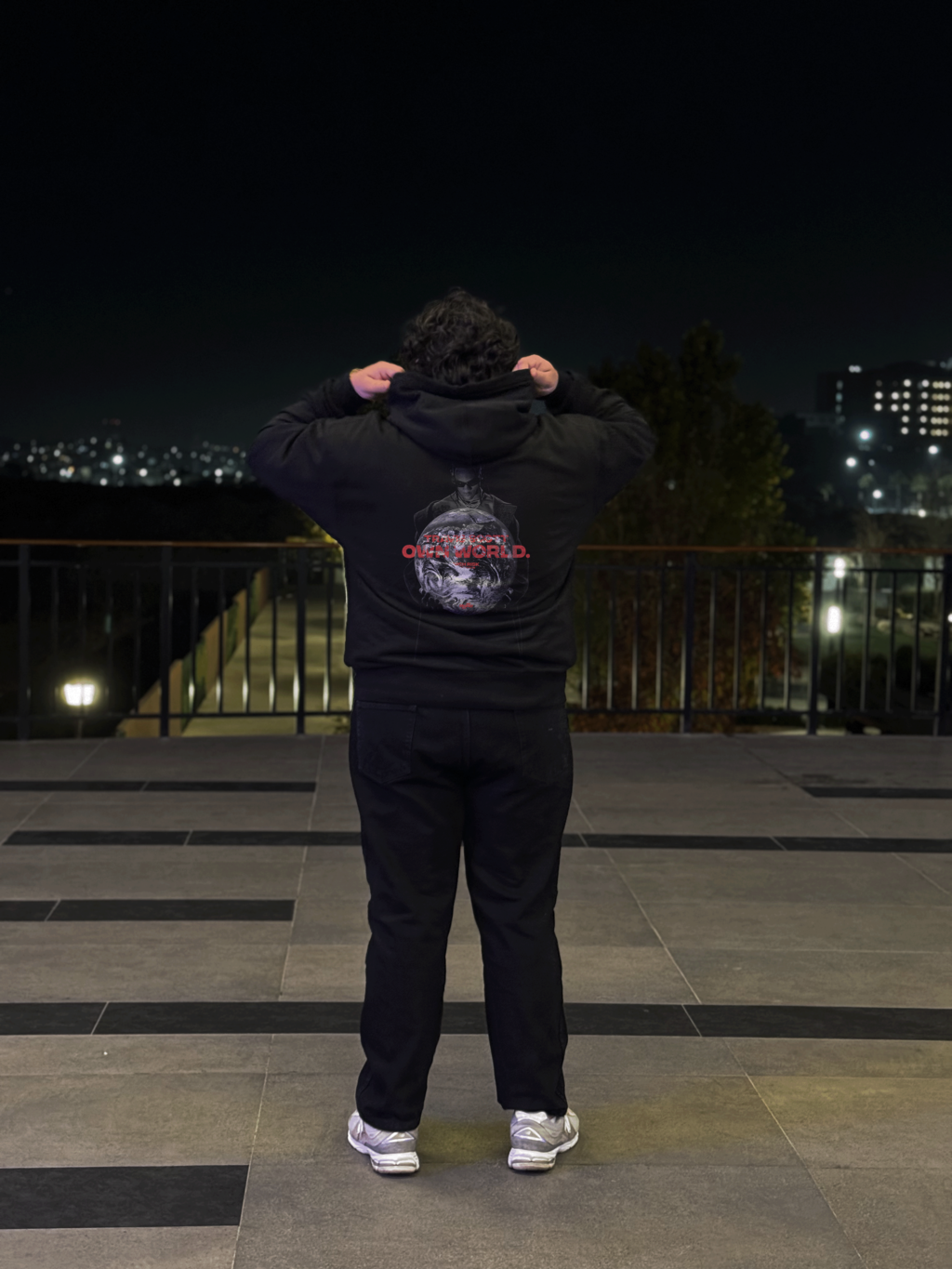 Hoodie Utopia Own world.